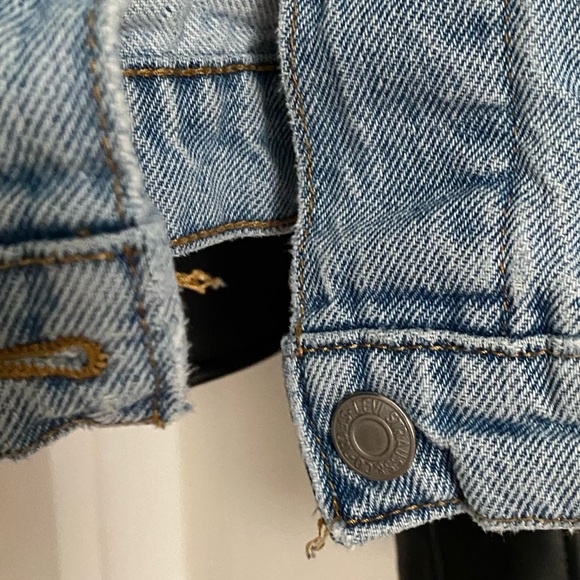 LEVI’S DENIM JACKET :D - Picture 10 of 13